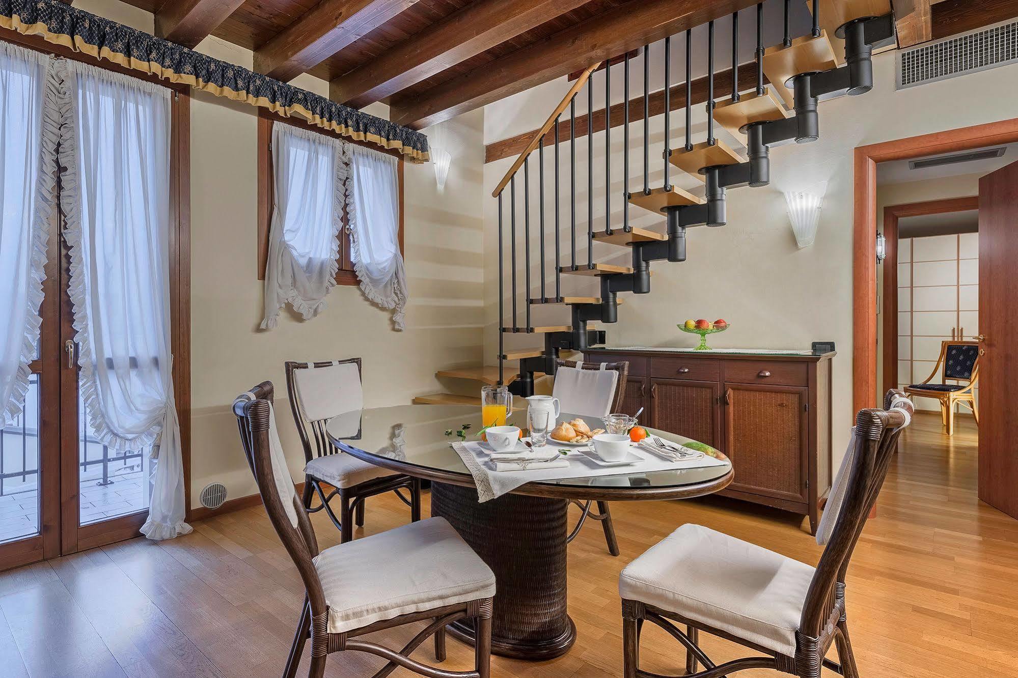 Palazzo Brando - Living Apartments 特雷维索 外观 照片